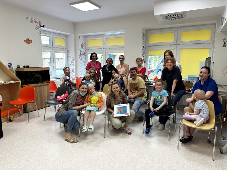 Magia uśmiechu: Nasze niezapomniane przedstawienie dla najmłodszych pacjentów!